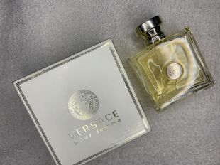 Versace Pour Femme 