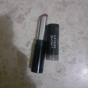 Lakmé Absolute Matte Cherise Rose