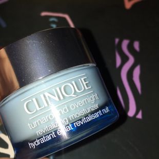 CLINIQUE Turnaround Overnight Revitalizing Moisturizer 