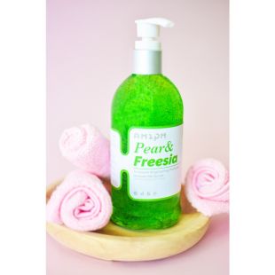 AM2PM Ampule Brightening Perfume Shower Gel Scrub Pear &amp; Freesia