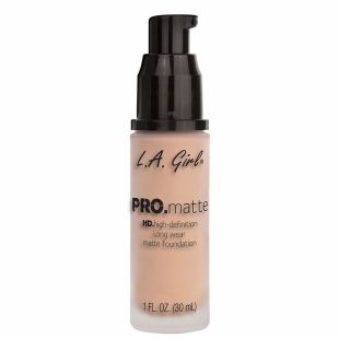 L.A. Girl Pro Matte GLM715 - Porcelain