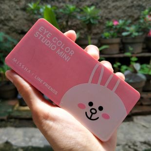 Missha Missha X Line Friends Eye Color Studio Mini shade 01 Cony Pink