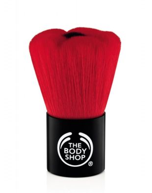The Body Shop Smoky Poppy Blush Brush 