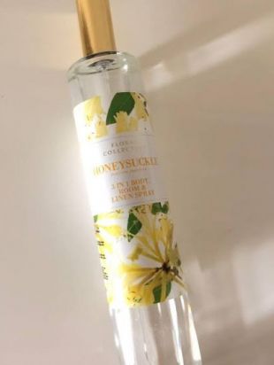 Marks & Spencer Marks & Spencer Honeysuckle 3 in 1 Spray Honeysuckle
