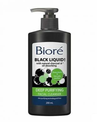 Biore Black Liquid with Natural Charcoal Oil Absorbing 