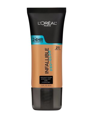 L'Oreal Paris Infallible Pro Glow 211 Creme Cafe
