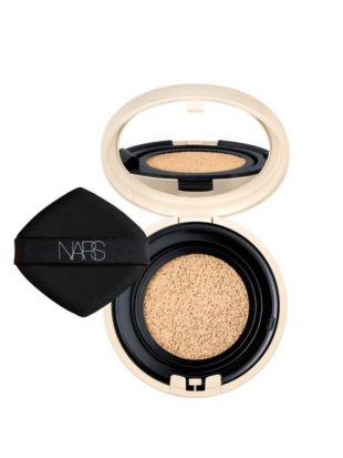 NARS Pure Radiant Protection Aqua Glow Cushion SPF50+ Finland