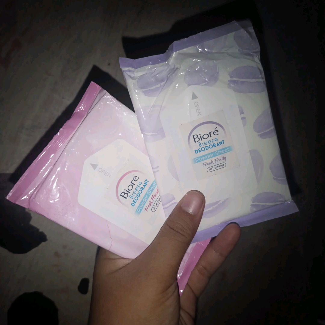 Breeze Deodorant Powder Sheet - Fresh Fruity imgfdn-d42ea74a-42ad-43a1-8b9e-f445c00aea45