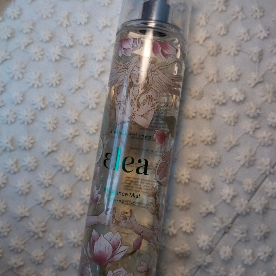 HMNS x Tsana Fragrance Mist - Elea imgfdn-46dfa462-6823-4ae7-b365-ce9cd5cf8b3b