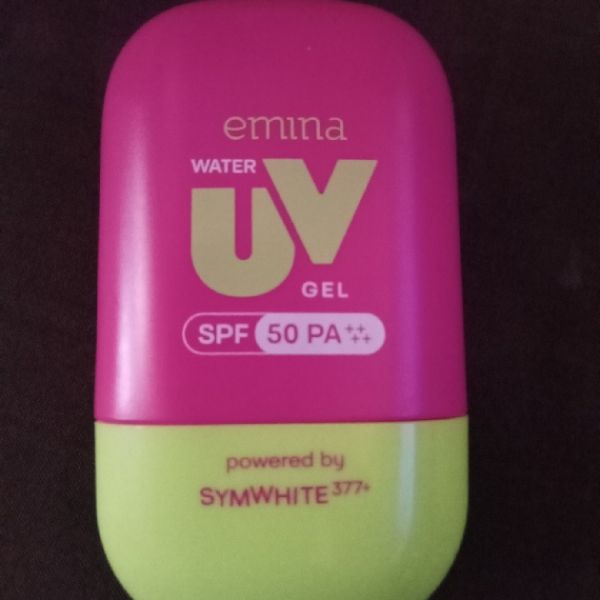 Emina UV Gel Sunscreen SPF 50 PA++++ - Water imgfdn-38db1e4e-ddde-4ea0-a8f9-955c0e11501d