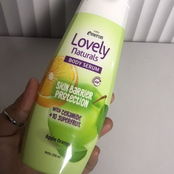 Lovely Naturals Body Serum - Apple Orange imgfdn-b6b7a8c3-0473-4fe6-ae89-7bb5172ddee4
