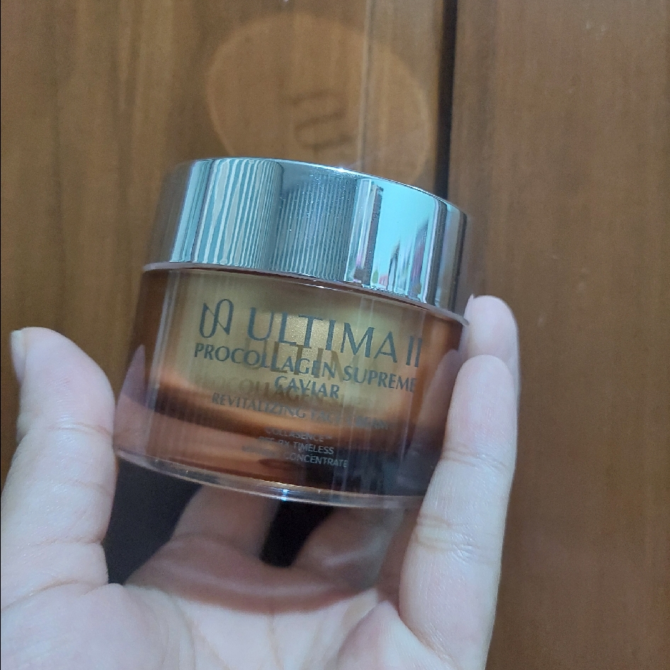 Procollagen Supreme Caviar Revitalizing Face Cream imgfdn-84e7db58-d06f-4515-8d42-ee4f945b0062