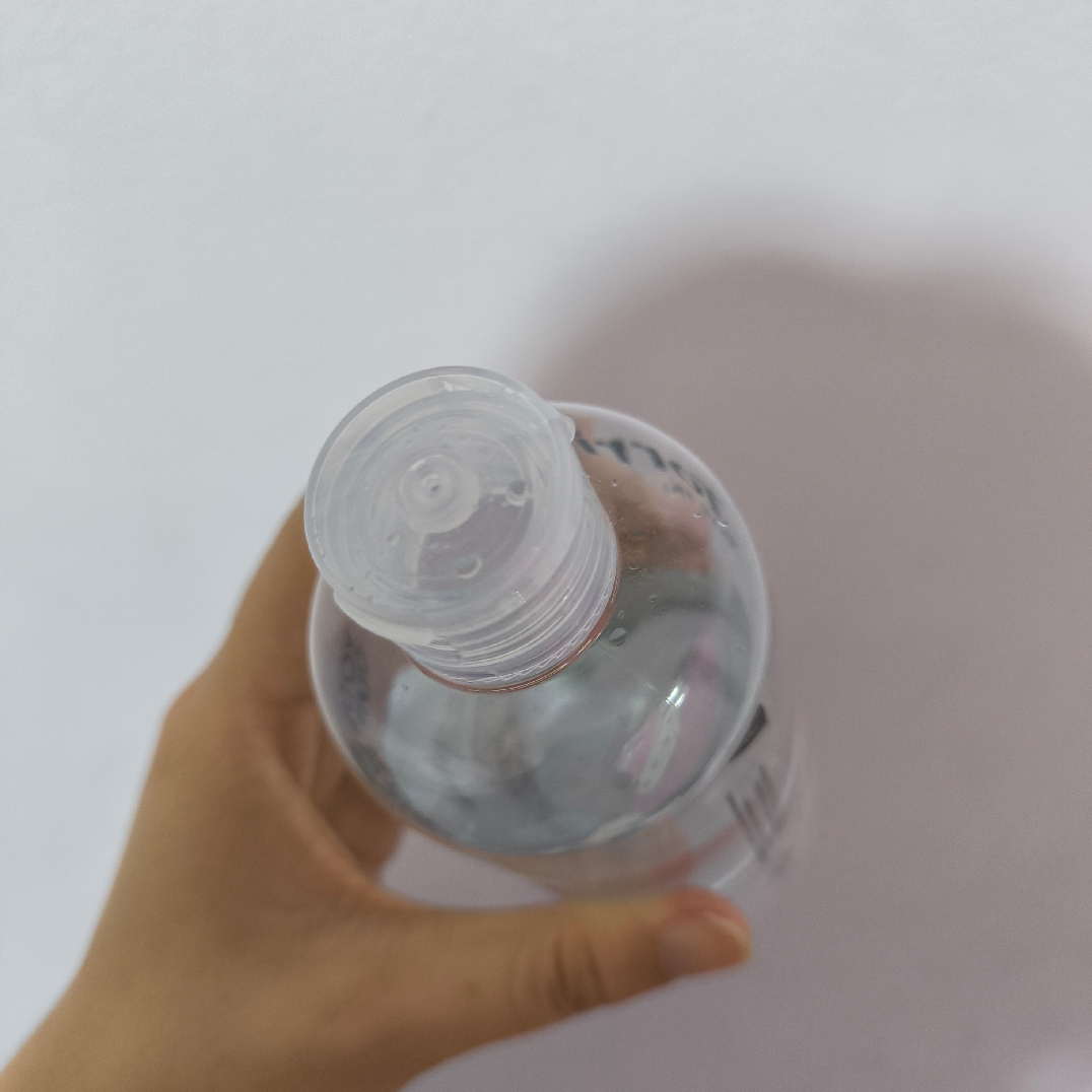 Dive-In Skin Booster imgfdn-5757b672-195b-44ee-98b7-ef8f55b1a586