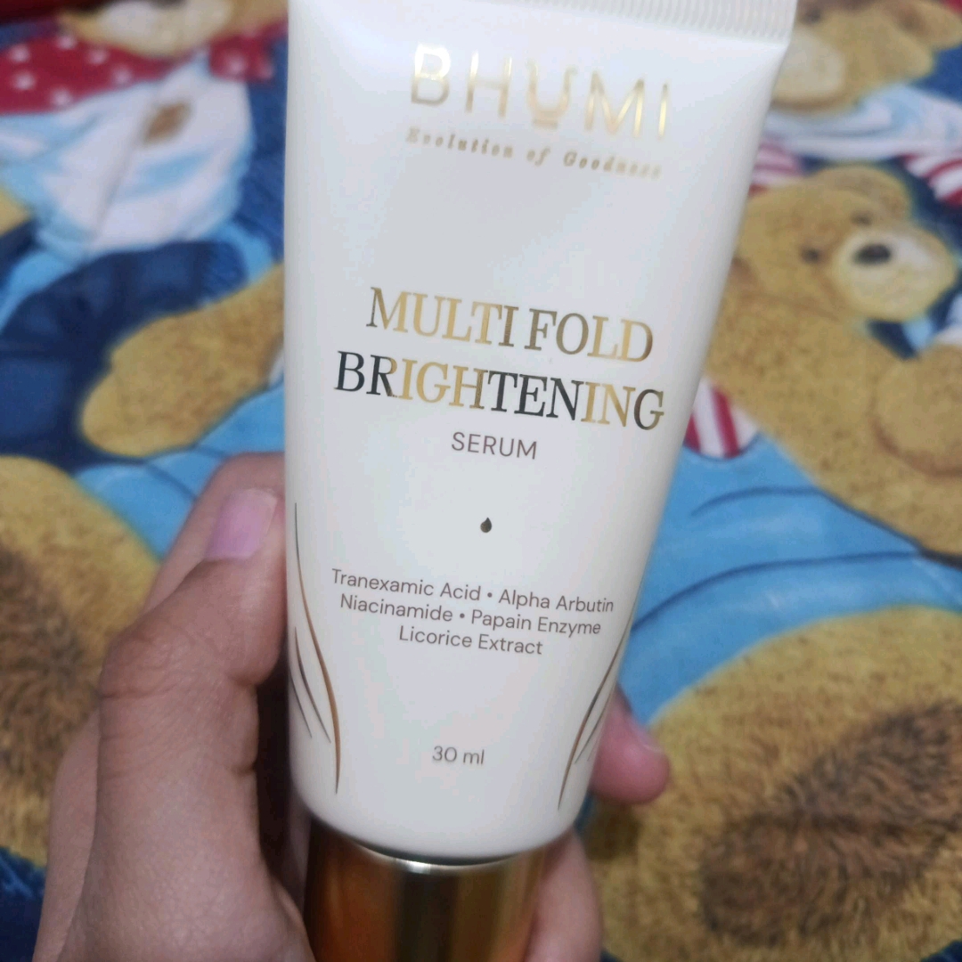 Multi Fold Brightening Serum imgfdn-cb2491f0-33b4-4988-a612-276ab9ca07fc