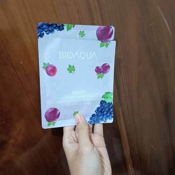 Essence Mask - Grape imgfdn-096e49ef-9b8e-4fa2-b01b-f5ff2f3a526e