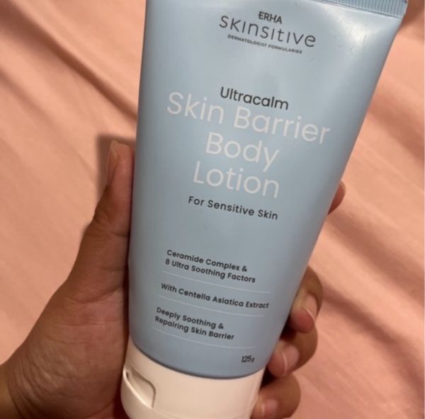 Ultracalm Skin Barrier Body Lotion imgfdn-67576777-3423-4e01-beba-fe62fe1f7490