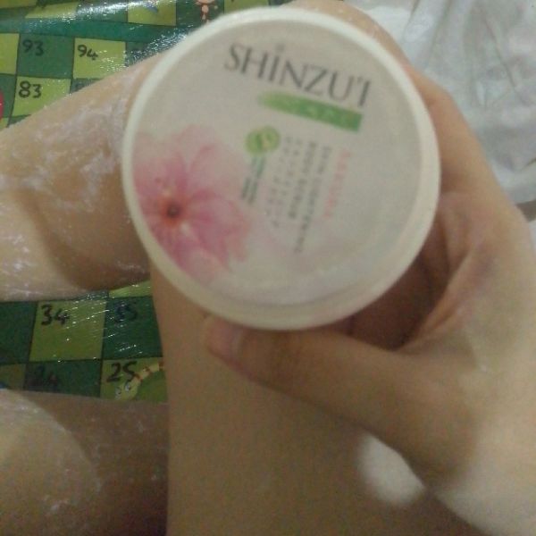 Skin Lightening Body Scrub - Sakura imgfdn-944177c2-10b4-44d6-a755-c833a7806503