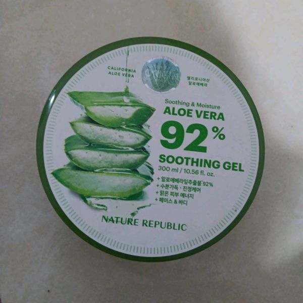 Aloe Vera 92% Soothing Gel imgfdn-9726e6e6-d3a9-441a-b383-13839e5e8c16