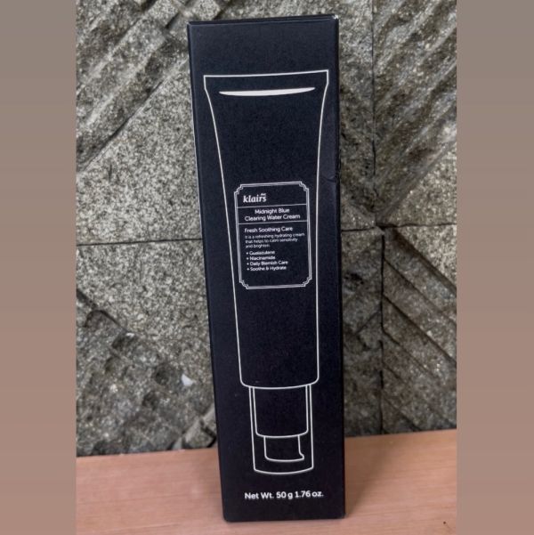 Midnight Blue Clearing Water Cream imgfdn-ce1081a0-cf7c-4aba-9abe-bcbbe0b4bf47