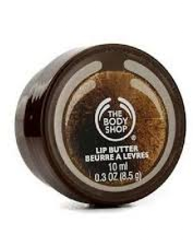 The Body Shop Strawberry Lip Butter Beauty Review