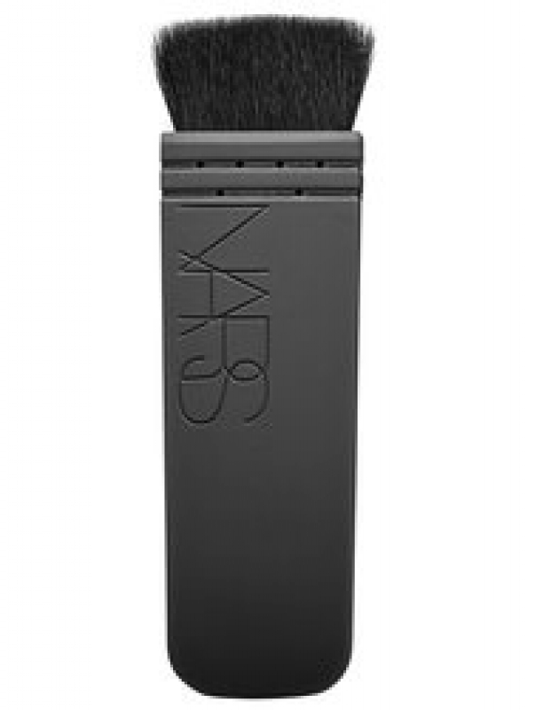 NARS Ita Kabuki Brush - Beauty Review
