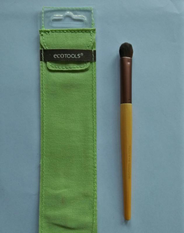 Ecotools Full eyeshadow brush Beauty Review