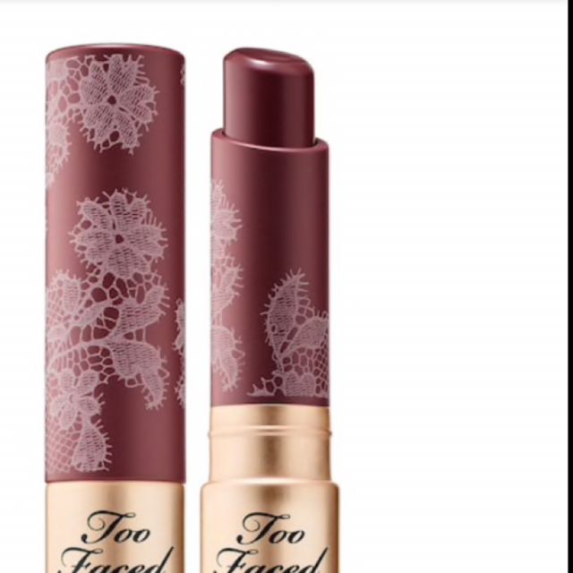 two faced natural nudes lipstick