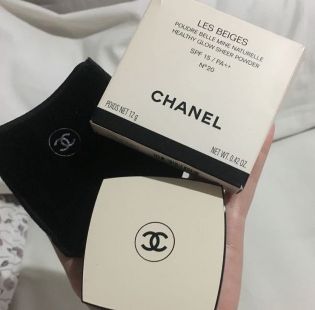 Review: Chanel Les Beiges Healthy Glow Sheer Powder SPF 15/ PA ++