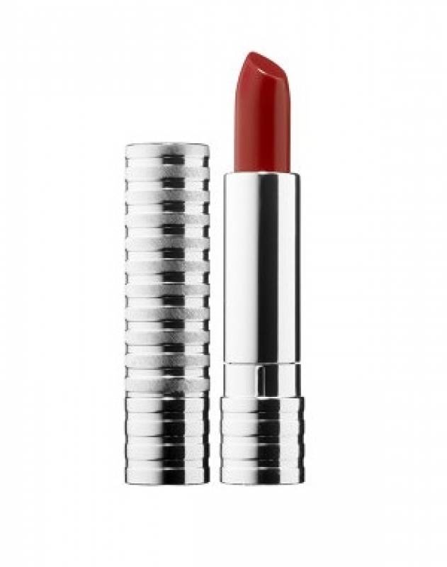 clinique crimson lipstick