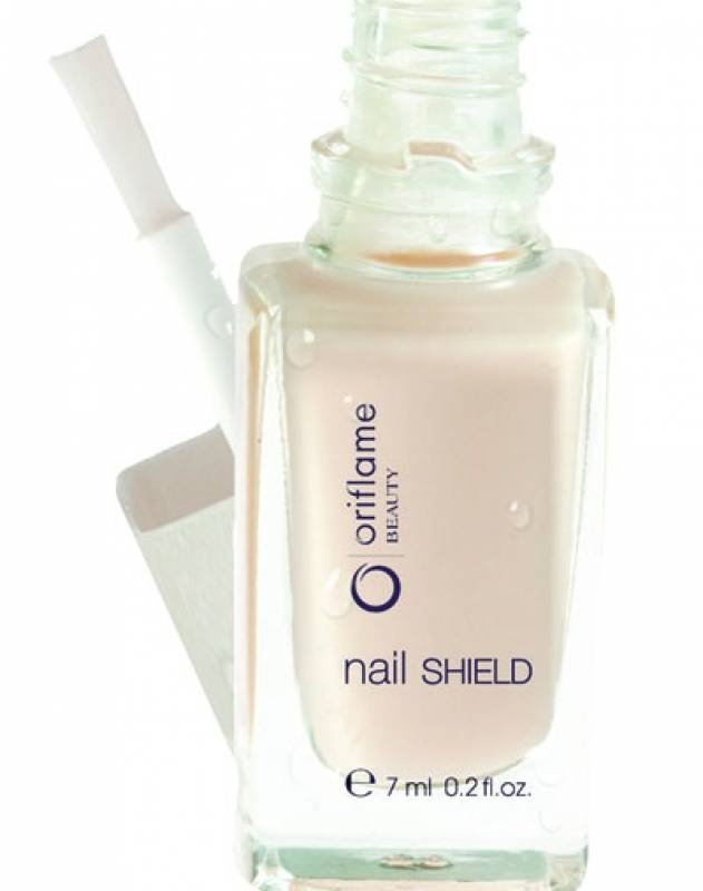 Oriflame Beauty Nail Shield Beauty Review